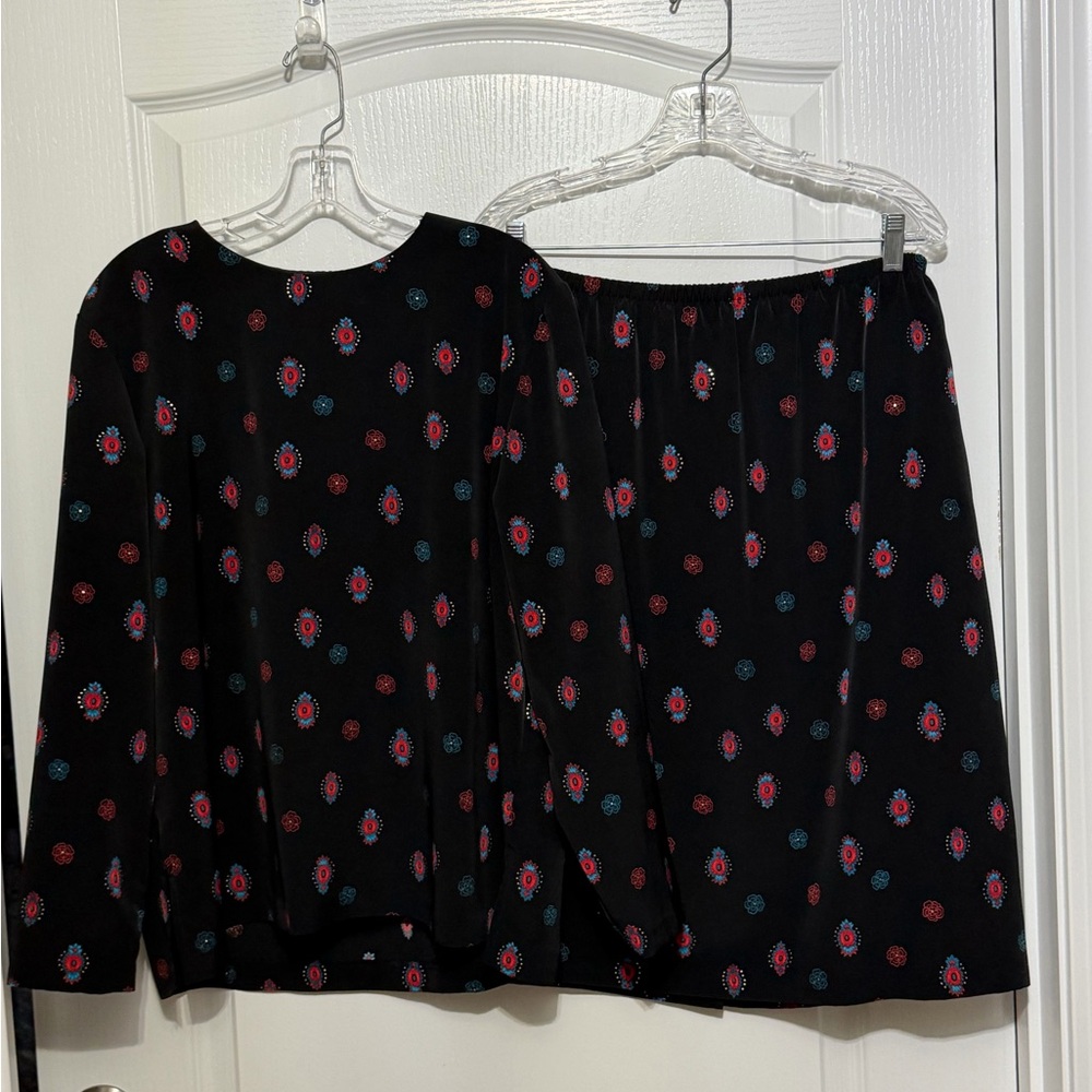 A Little Sparkle Black Patterned Skirt Set, sz Lg
